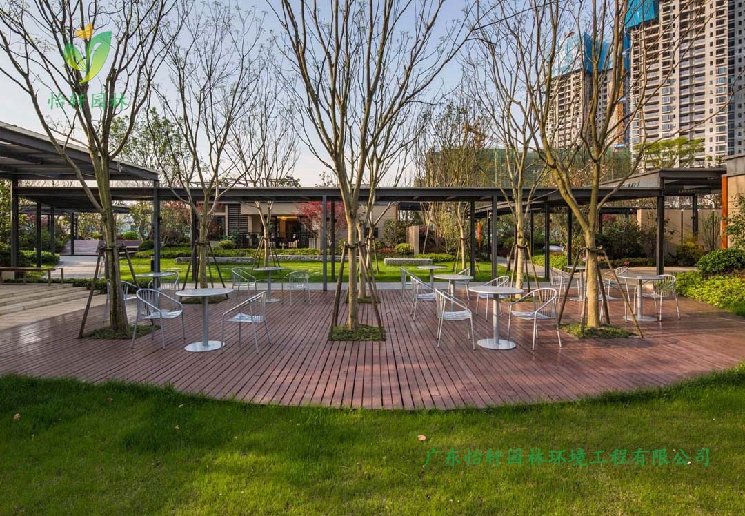 萬科魅力之城小區(qū)公園綠化工程實景圖