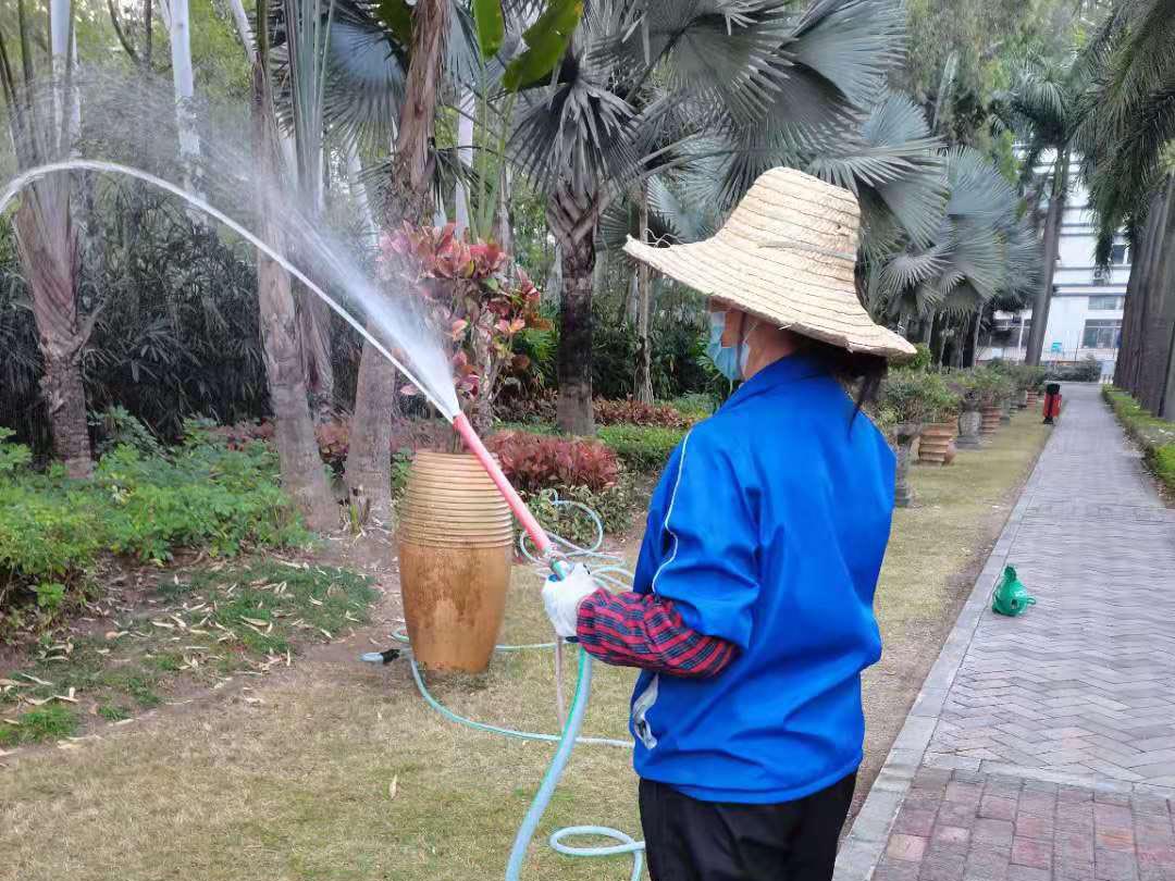 綠化養(yǎng)護澆防凍水